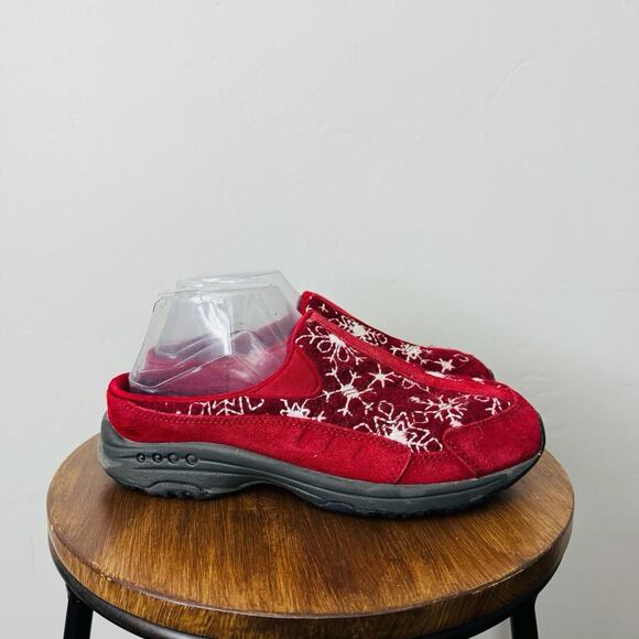 Easy Spirit Traveltime 339 Red And White Snowflake Slip On Shoes Women’s Size 8 - Picture 4 of 10